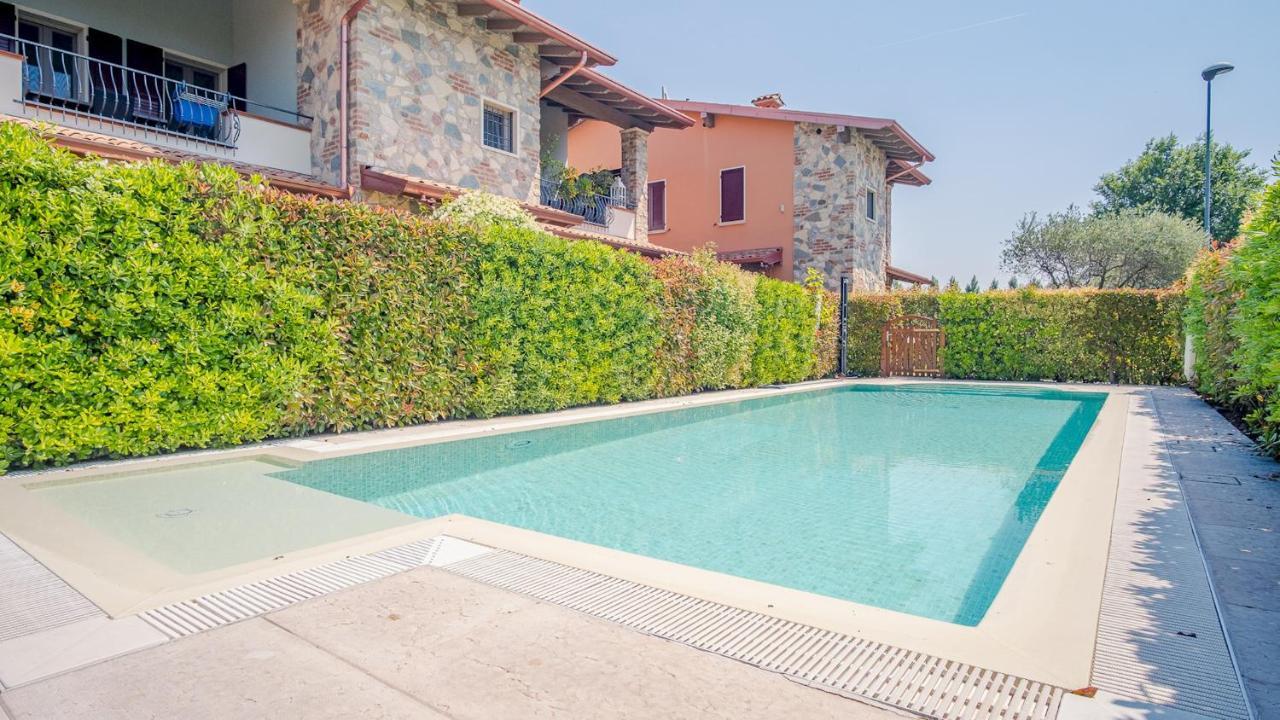 Endless Summer Sirmione - Italian Homing Экстерьер фото